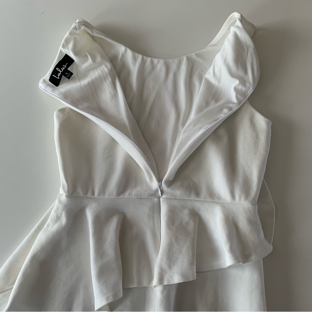 Lulus white here and vow ruffled bodycon dress size small - Picture 5 of 10